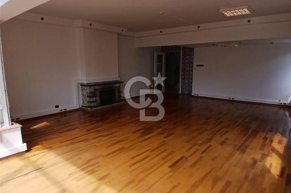 HOŞDERE CADDESİ ESKİ DENİZATI PASTANESİ ÜSTÜ SATILIK 3+1 DUBLEKS