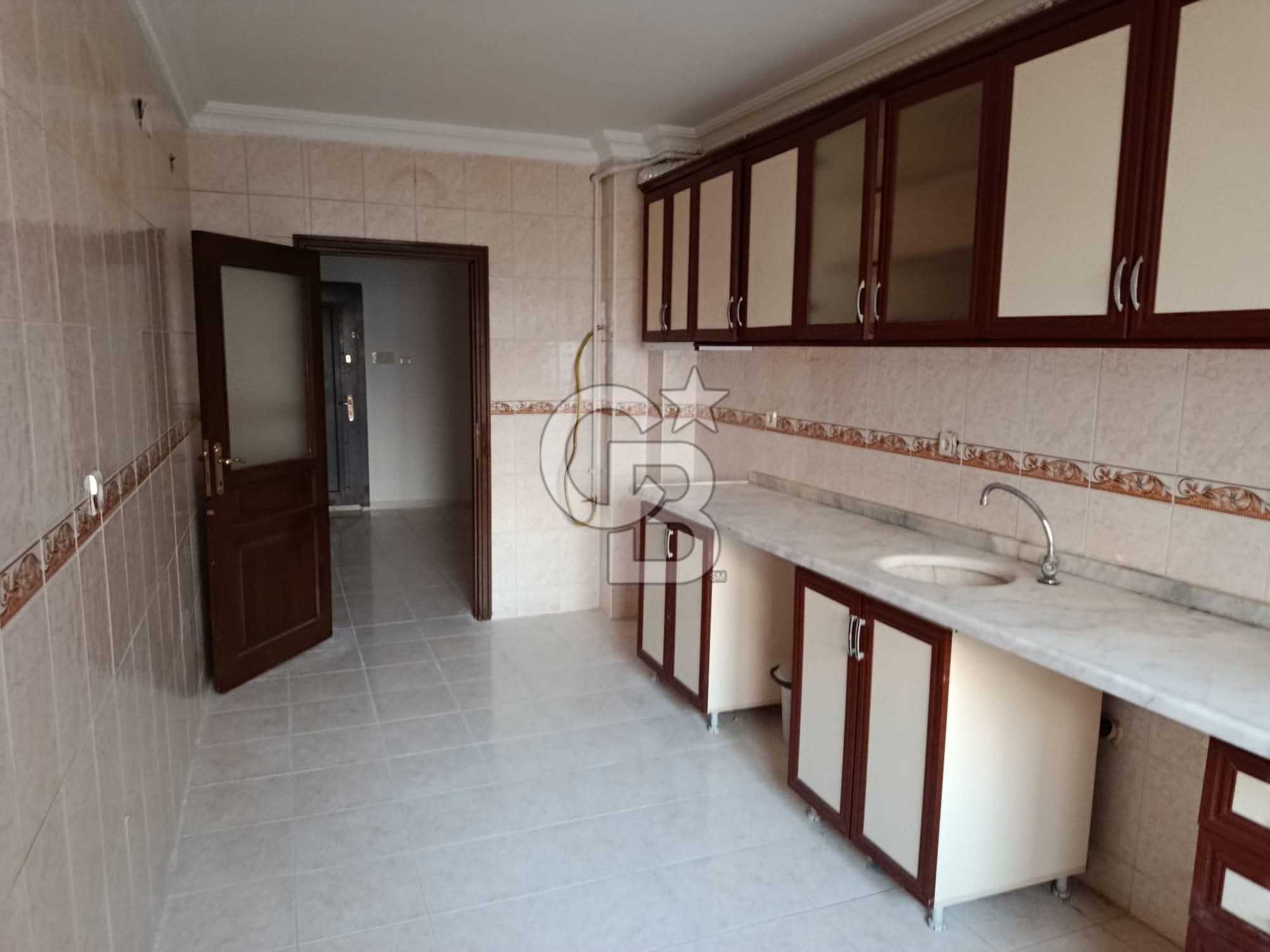 KEÇİÖREN ÖZLEM CADDESİ KİRALIK 3+1 DAİRE ARA KAT MERKEZİ KONUM 