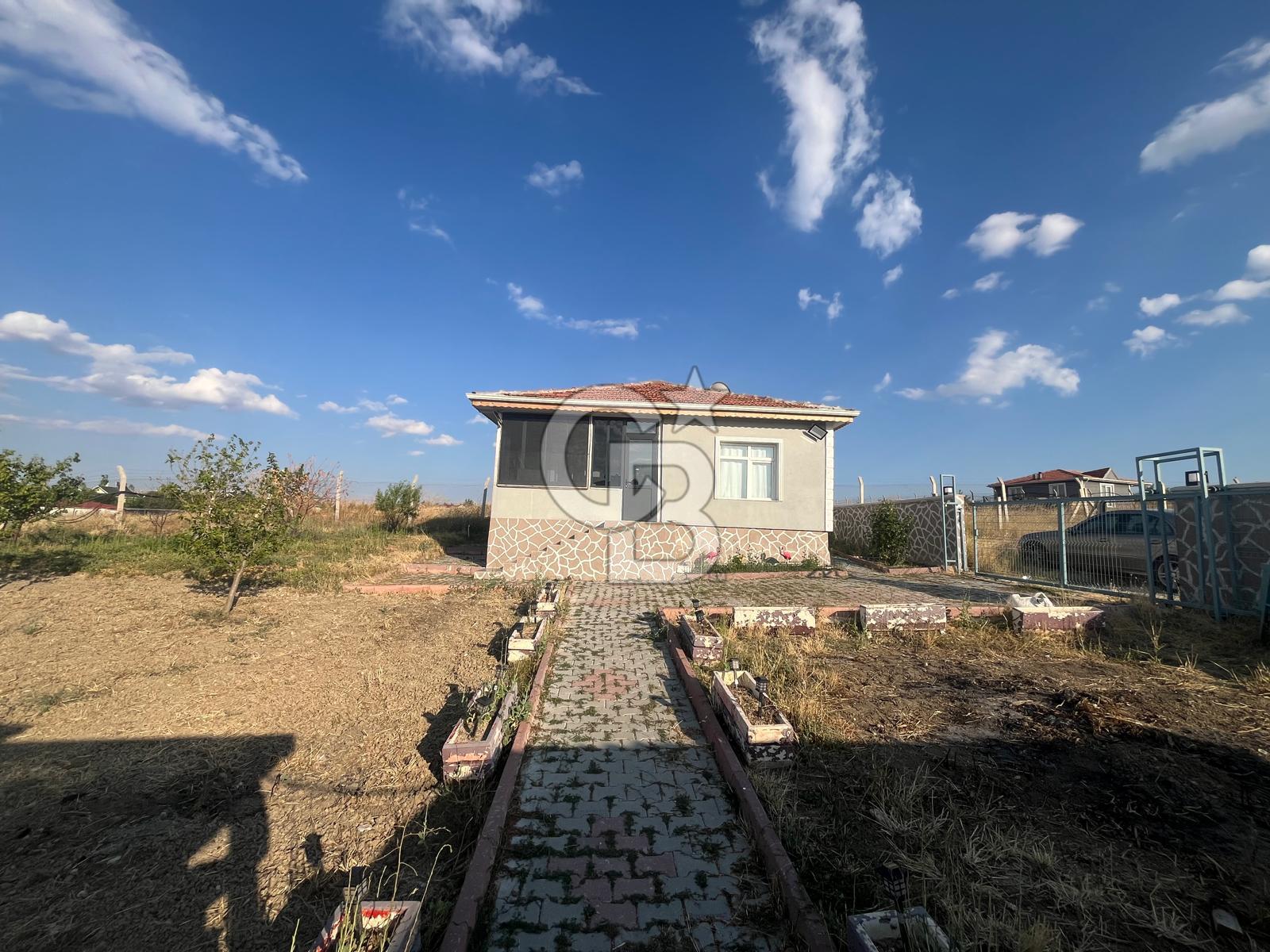 Çubuk Sünlü’de 700 m2 arsa üzerinde Yapı Kayıt Belgeli SATILIK 1+1 EV