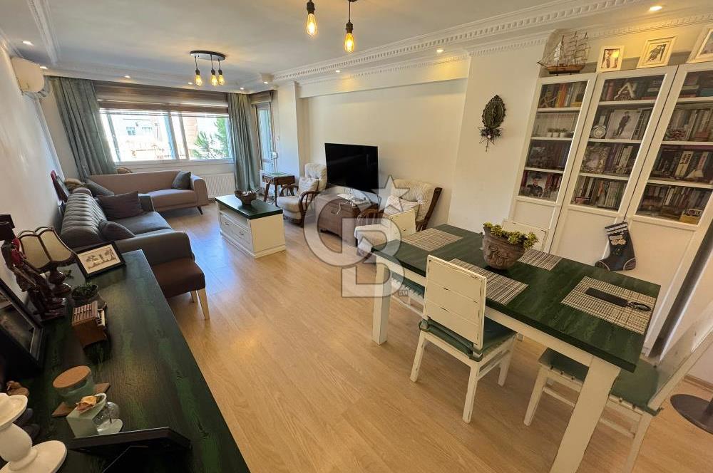 BOSTANLI’DA ÖNÜ AÇIK KARANLIK ODASI YOK KÖŞE SATILIK 3 + 1 DAİRE