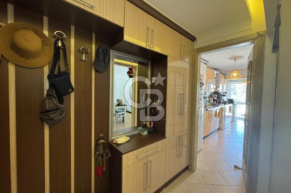 BOSTANLI’DA ÖNÜ AÇIK KARANLIK ODASI YOK KÖŞE SATILIK 3 + 1 DAİRE