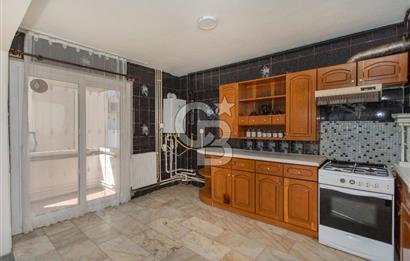 Bostanlı'da Sahile Yakın Satılık 4+1 Dubleks Daire