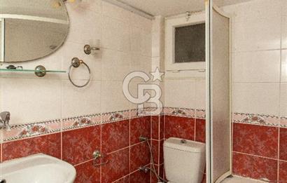 Bostanlı'da Sahile Yakın Satılık 4+1 Dubleks Daire