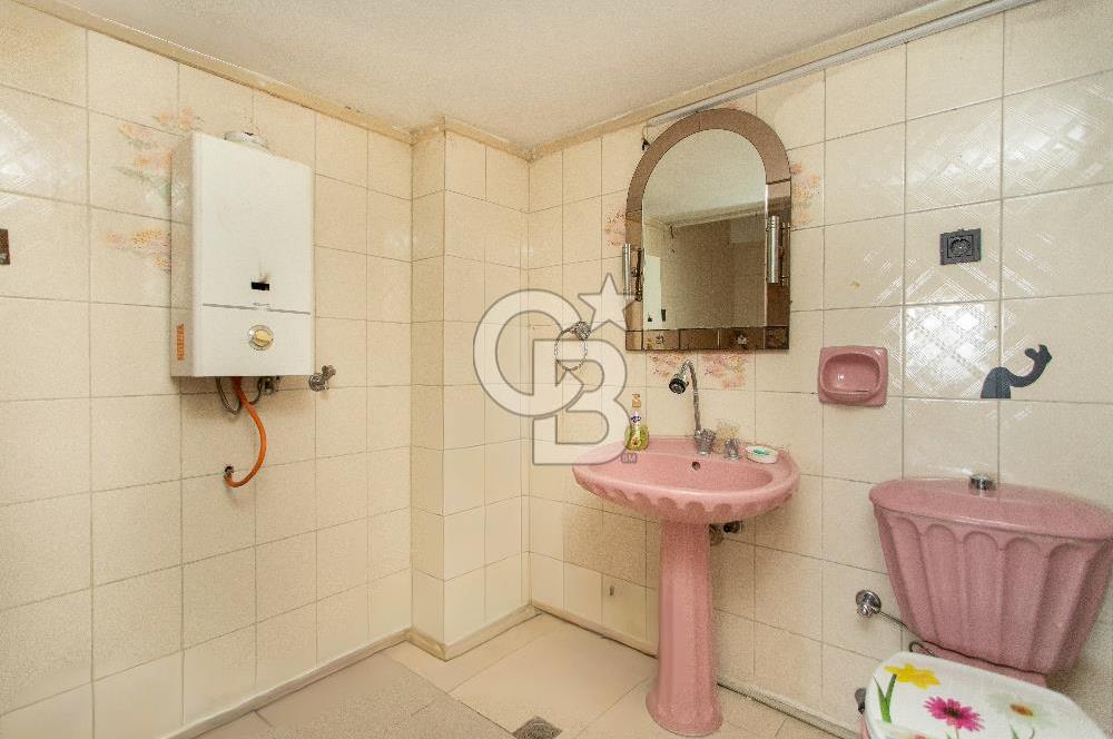 Bostanlı'da Sahile Yakın Satılık 4+1 Dubleks Daire