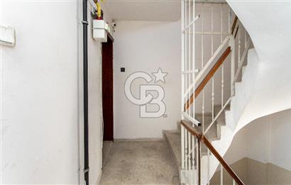 Bostanlı'da Sahile Yakın Satılık 4+1 Dubleks Daire