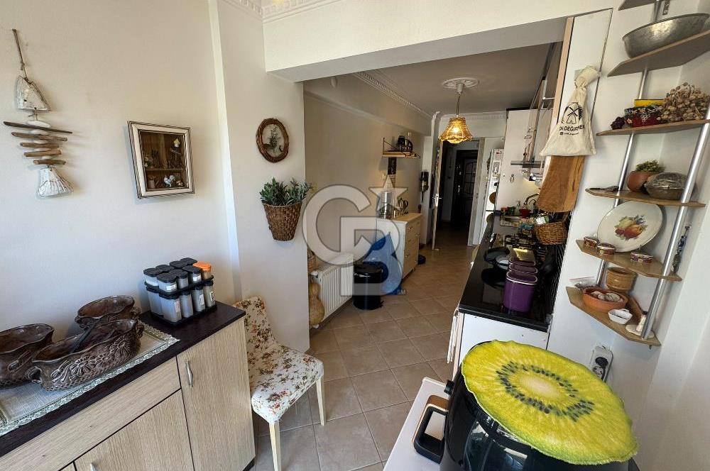 BOSTANLI’DA ÖNÜ AÇIK KARANLIK ODASI YOK KÖŞE SATILIK 3 + 1 DAİRE