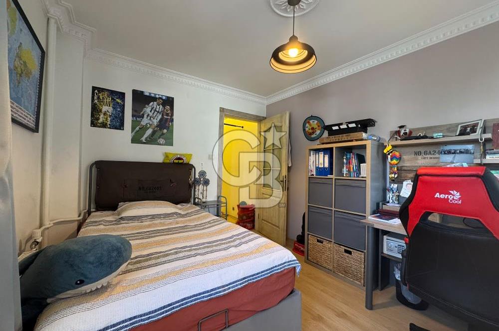 BOSTANLI’DA ÖNÜ AÇIK KARANLIK ODASI YOK KÖŞE SATILIK 3 + 1 DAİRE