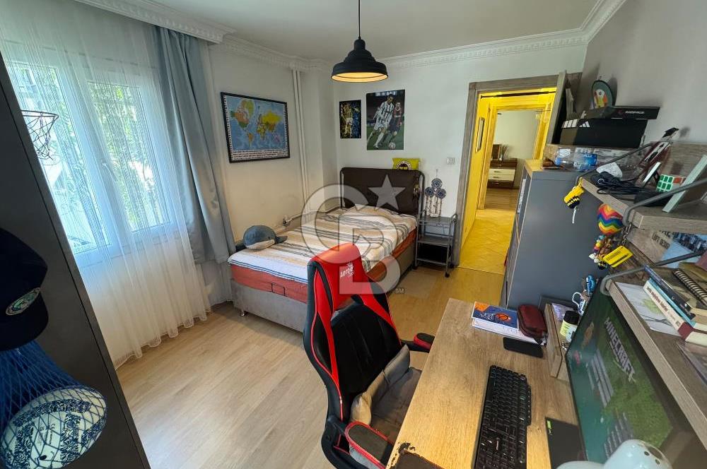 BOSTANLI’DA ÖNÜ AÇIK KARANLIK ODASI YOK KÖŞE SATILIK 3 + 1 DAİRE