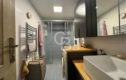 BOSTANLI’DA ÖNÜ AÇIK KARANLIK ODASI YOK KÖŞE SATILIK 3 + 1 DAİRE
