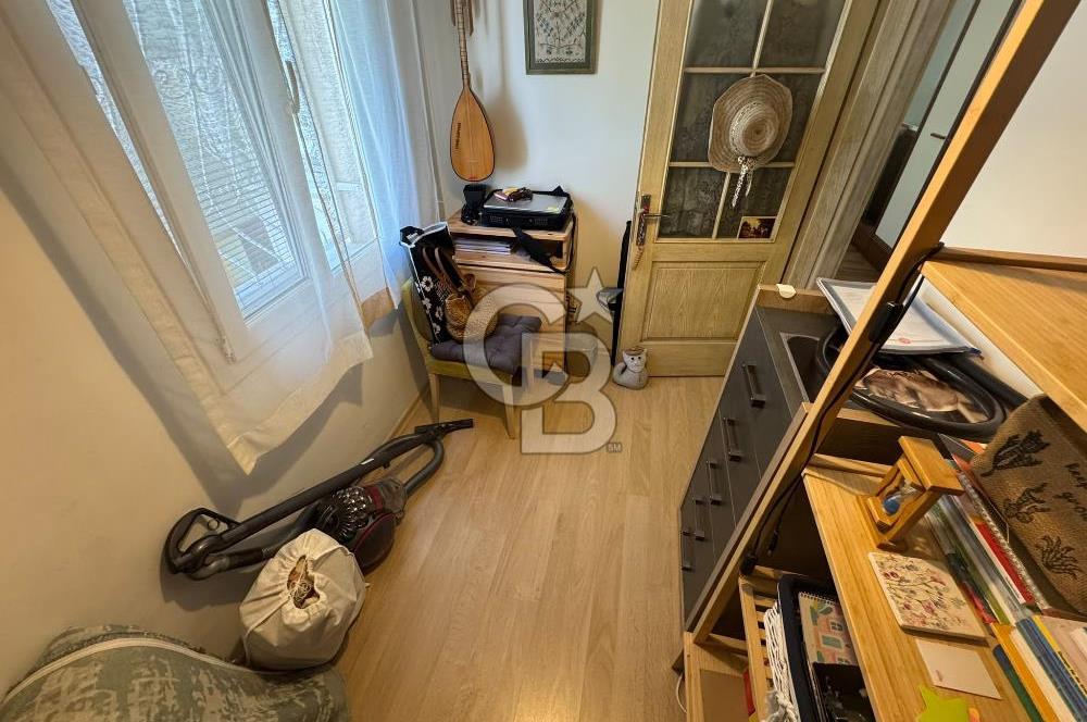 BOSTANLI’DA ÖNÜ AÇIK KARANLIK ODASI YOK KÖŞE SATILIK 3 + 1 DAİRE
