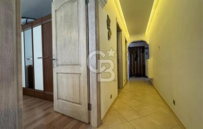 BOSTANLI’DA ÖNÜ AÇIK KARANLIK ODASI YOK KÖŞE SATILIK 3 + 1 DAİRE