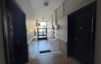 BOSTANLI’DA ÖNÜ AÇIK KARANLIK ODASI YOK KÖŞE SATILIK 3 + 1 DAİRE