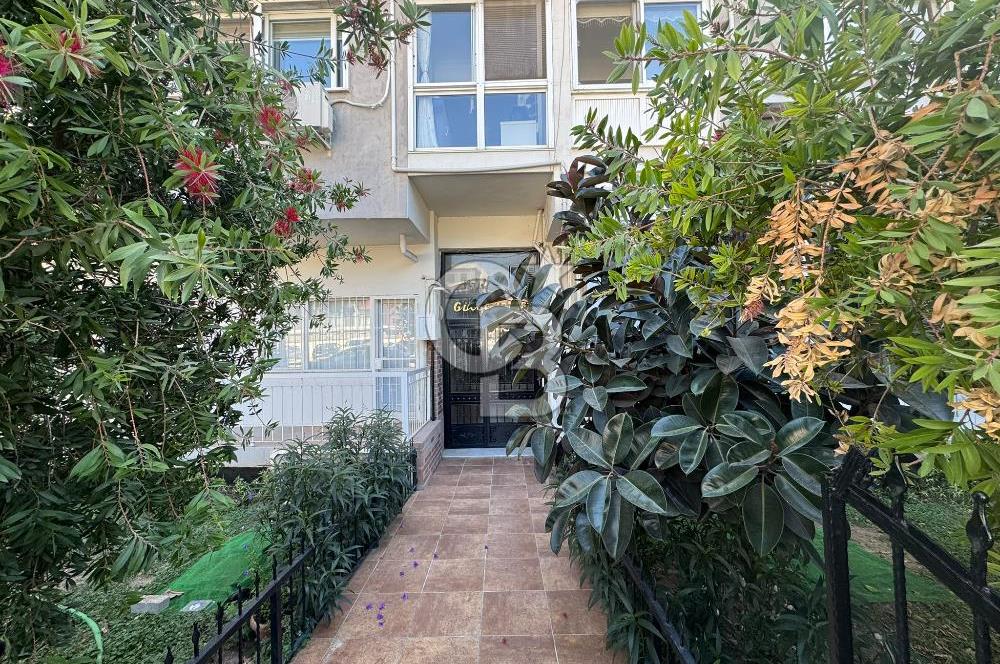 BOSTANLI’DA ÖNÜ AÇIK KARANLIK ODASI YOK KÖŞE SATILIK 3 + 1 DAİRE