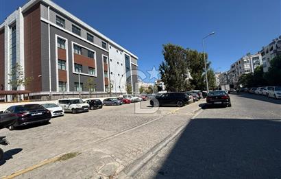 BOSTANLI’DA ÖNÜ AÇIK KARANLIK ODASI YOK KÖŞE SATILIK 3 + 1 DAİRE