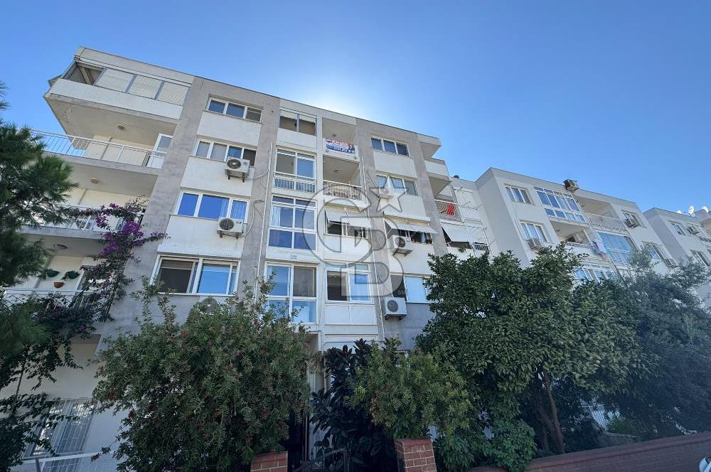 BOSTANLI’DA ÖNÜ AÇIK KARANLIK ODASI YOK KÖŞE SATILIK 3 + 1 DAİRE