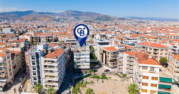Bostanlı'da Sahile Yakın Satılık 4+1 Dubleks Daire - 371509