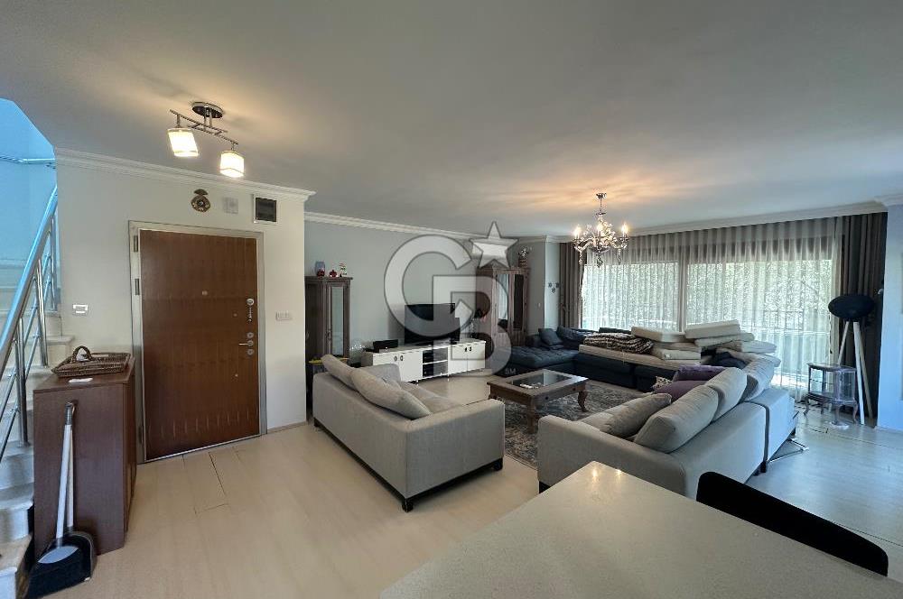 Ayvalık Sefa Çamlıkta Kiralık Merkezi Sistem Villa