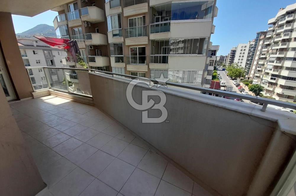 Narlıdere Yenikale nin en gözde Sitesinde Satılık Daire