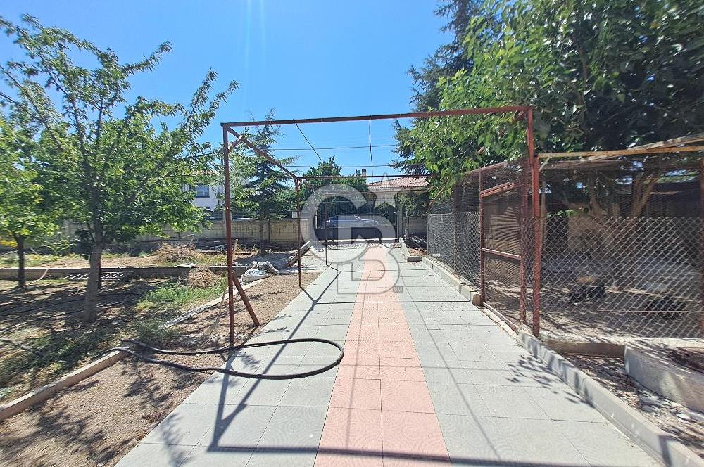 YENİ BAĞLICA DA 1230 M² ARSA İÇİN DE 314 M² TRİPLEKS VİLLA