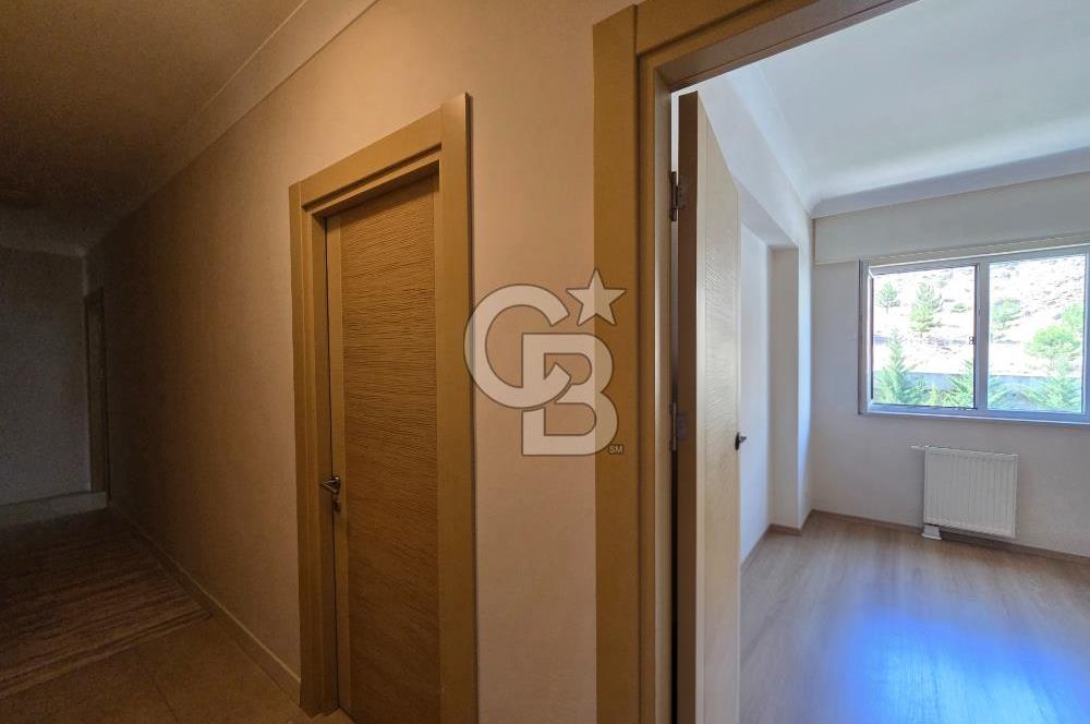 ÇANKAYA SİNPAŞ GÜNEYPARK 2 SİTESİNDE SATILIK 4+1 DAİRE
