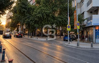 TEOKTAN | GÜL SOKAKTA OTOPARKLI 3+1 142 M² NET ARA KAT DAİRE
