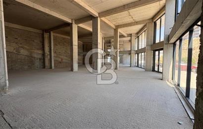 SELÇUKLU CD. 880 M² NET GENİŞ CAM CEPHELİ KİRALIK DÜKKAN