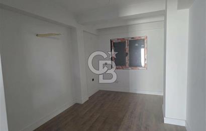Çandarlı'da Denize Yakın , Site İçi , Havuzlu , Otoparklı Villa