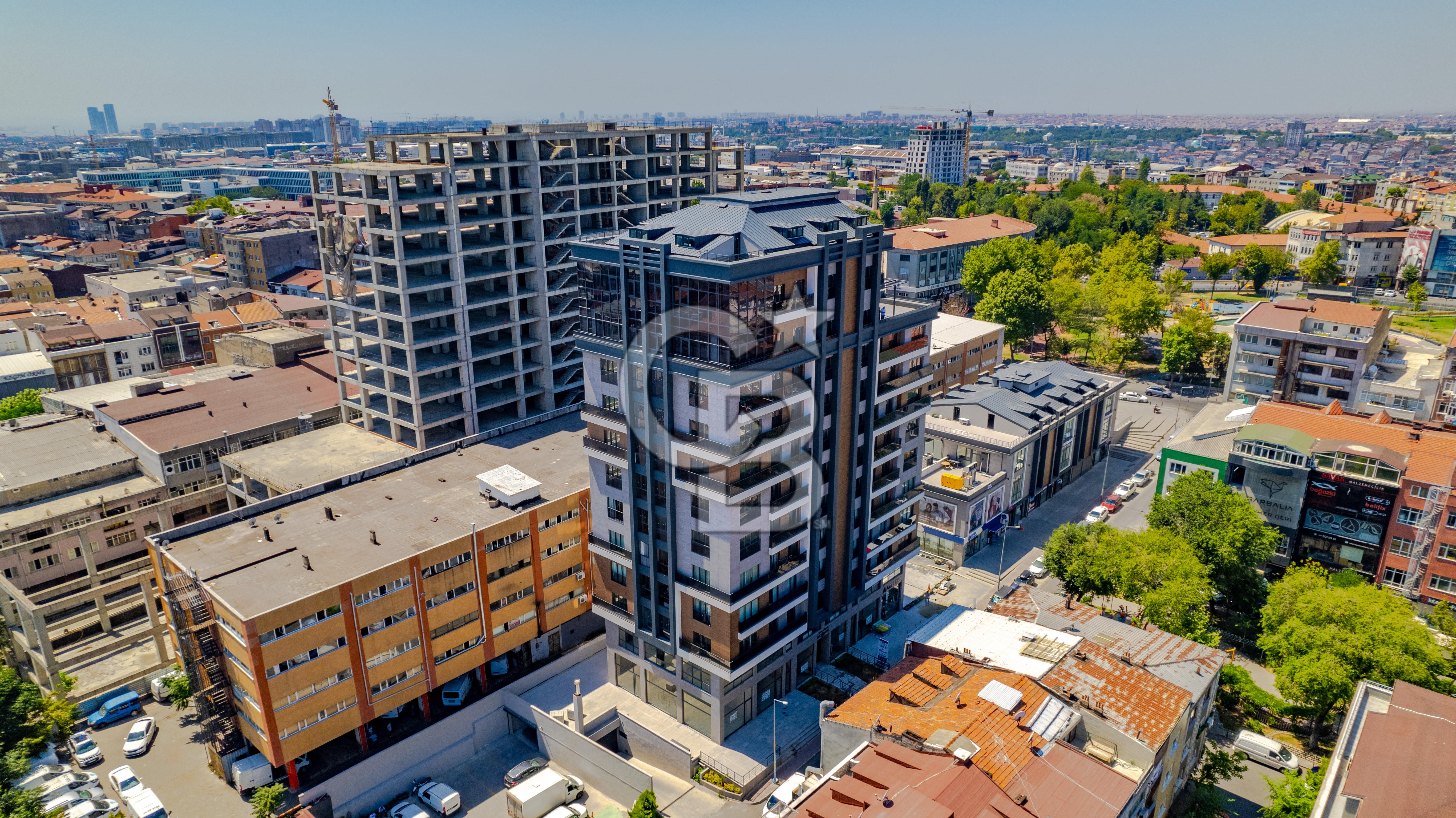 BİNANIN EN YÜKSEK ŞEREFİYELİ KATI MUHTEŞEM ADALAR MANZARALI 3+1