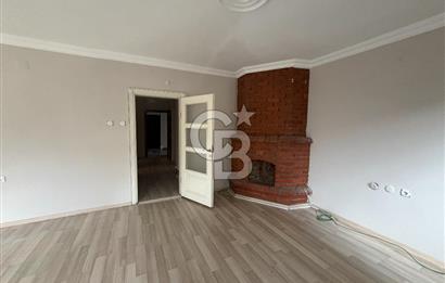 HEKİMLER SİTESİNDE MUHTEŞEM KONUMDA ŞÖMİNELİ 3+1 SATILIK DAİRE