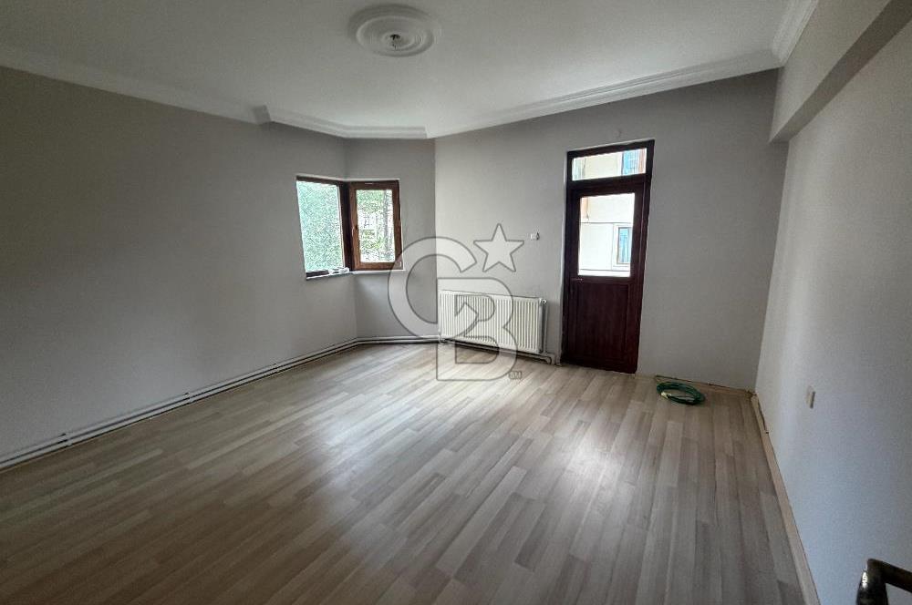 HEKİMLER SİTESİNDE MUHTEŞEM KONUMDA ŞÖMİNELİ 3+1 SATILIK DAİRE