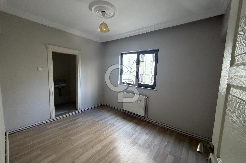 HEKİMLER SİTESİNDE MUHTEŞEM KONUMDA ŞÖMİNELİ 3+1 SATILIK DAİRE