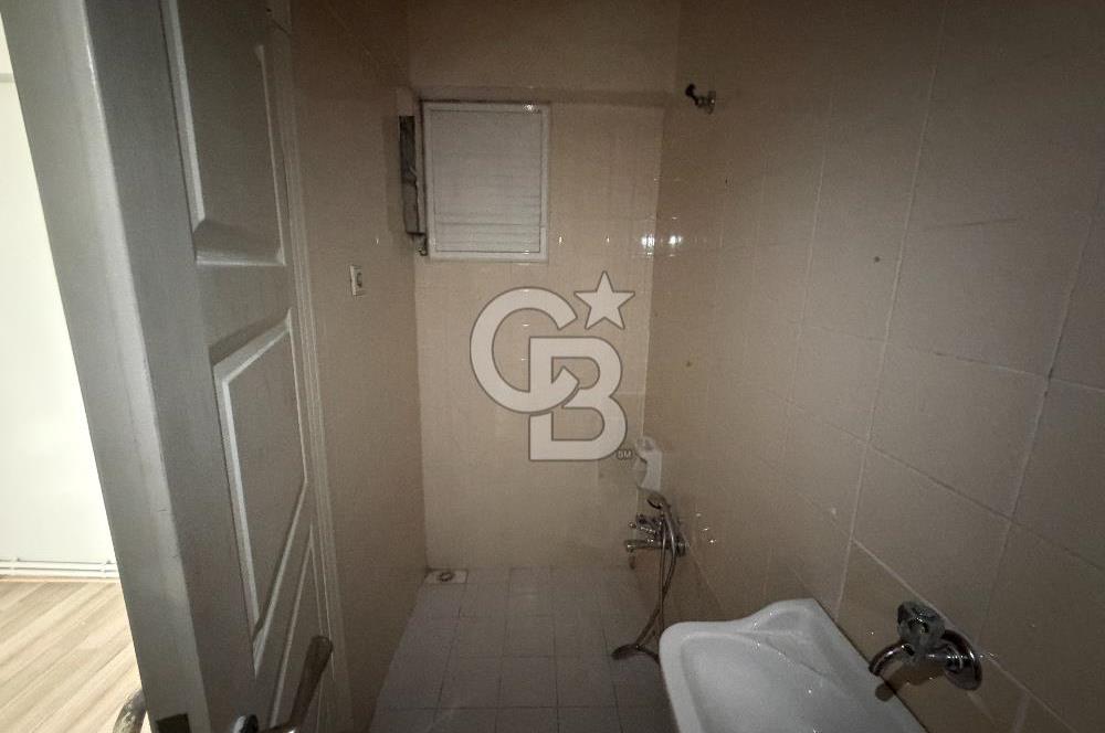 HEKİMLER SİTESİNDE MUHTEŞEM KONUMDA ŞÖMİNELİ 3+1 SATILIK DAİRE