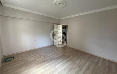 HEKİMLER SİTESİNDE MUHTEŞEM KONUMDA ŞÖMİNELİ 3+1 SATILIK DAİRE