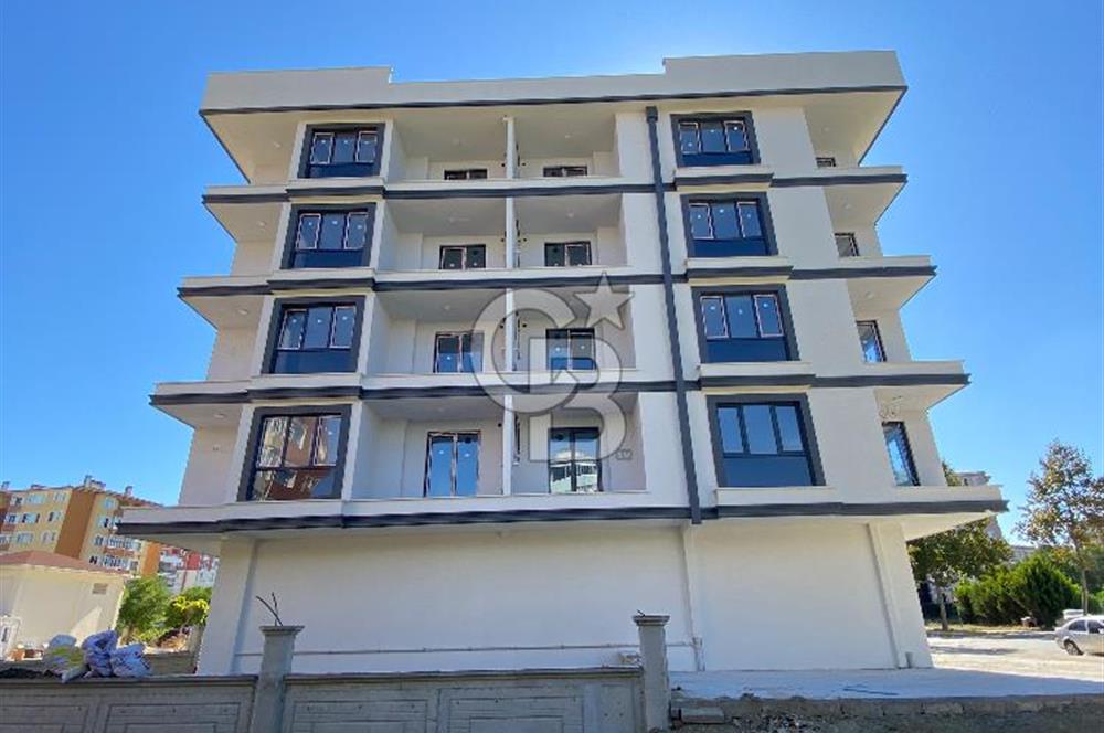 SİLİVRİ YENİ MAHALLE 125. YIL CADDESİ’NDE SIFIR 3+1 ARA KAT