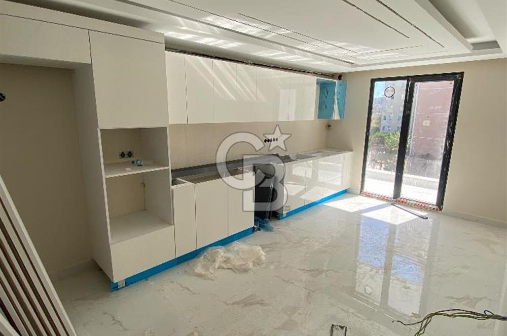 SİLİVRİ YENİ MAHALLE 125. YIL CADDESİ’NDE SIFIR 3+1 ARA KAT