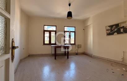 Biga’nın Merkezinde Satılık İşyeri Ofis