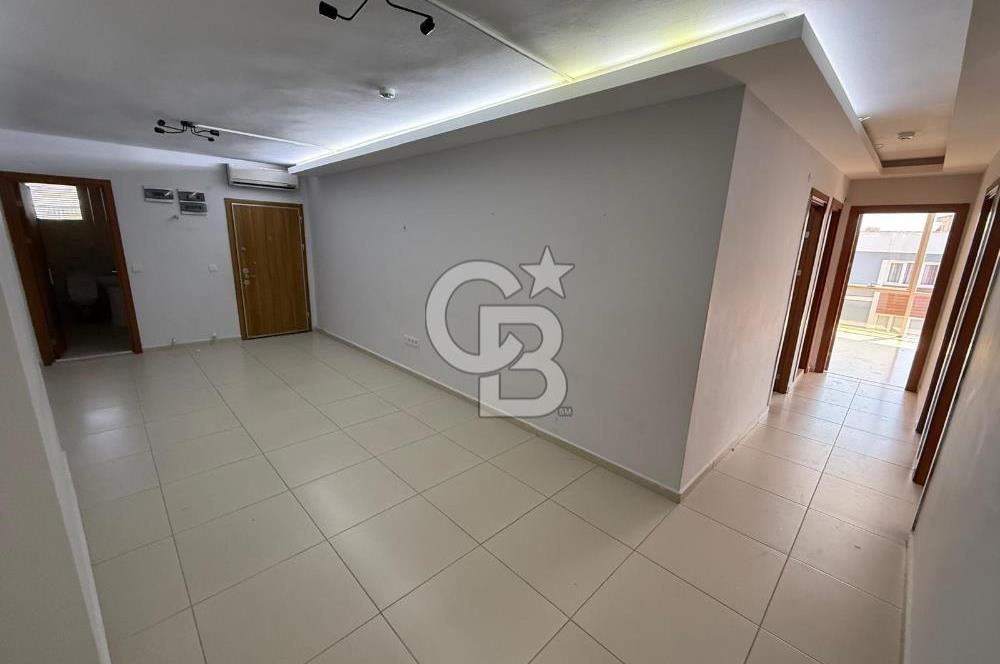 Gaziemir Önder caddesinde Ana Arter üzerinde Geniş Ofis