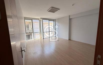 Gaziemir Önder caddesinde Ana Arter üzerinde Geniş Ofis