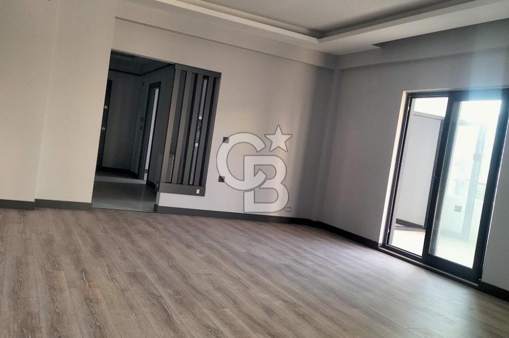 Derebahce de ultra lüks 3+1 daire