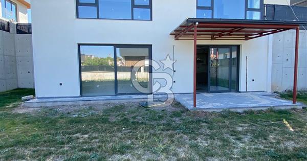 AŞAĞI YURTÇU YURTKENT ANKARA VİLLALARI ‘NDA SIFIR 6+2 SATILIK VİLLA - 371564