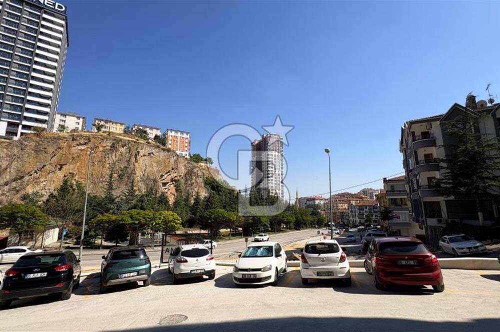 SELÇUKLU CD. 880 M² NET GENİŞ CAM CEPHELİ KİRALIK DÜKKAN