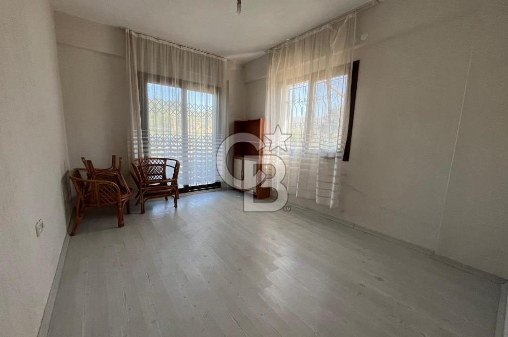 Buca Kaynaklar Merkez 2439 m2 Tek Tapu Resmi Evi Olan Satılık Zeytinli Bağ