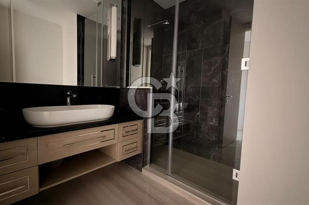 ÇAYYOLU SANTRA'DA 3 CEPHELİ 4+1 SATILIK DAİRE