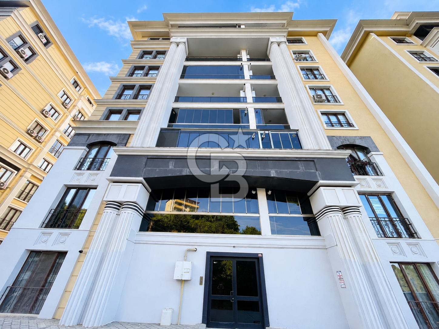 CB LİKA'DAN SPRİNG LİVİNG SİTESİ'NDE SATILIK 3+1 DAİRE