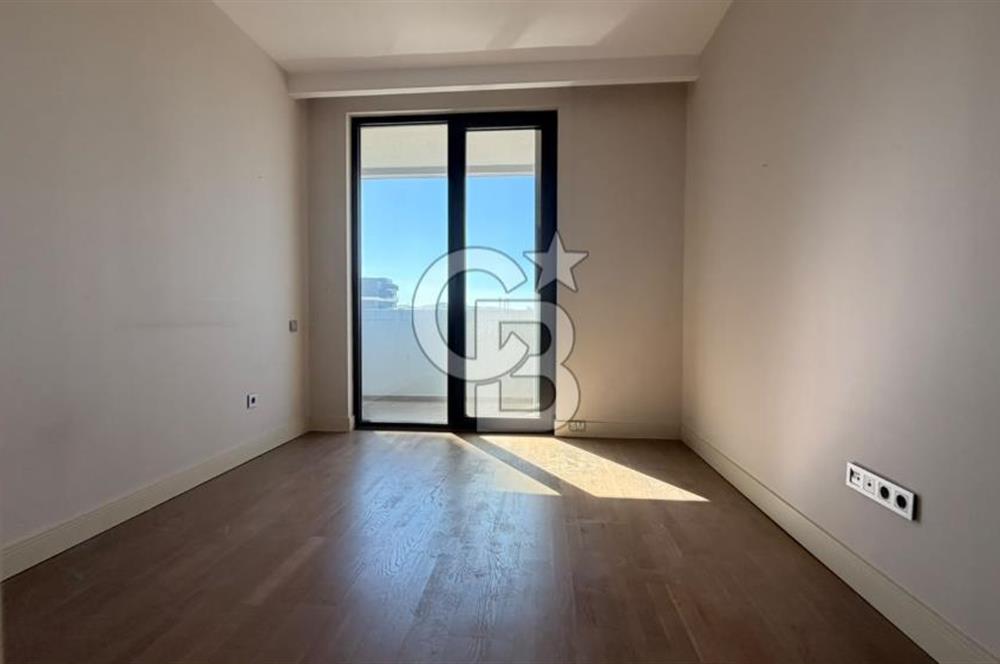 ÇAYYOLU SANTRA'DA 3 CEPHELİ 4+1 SATILIK DAİRE