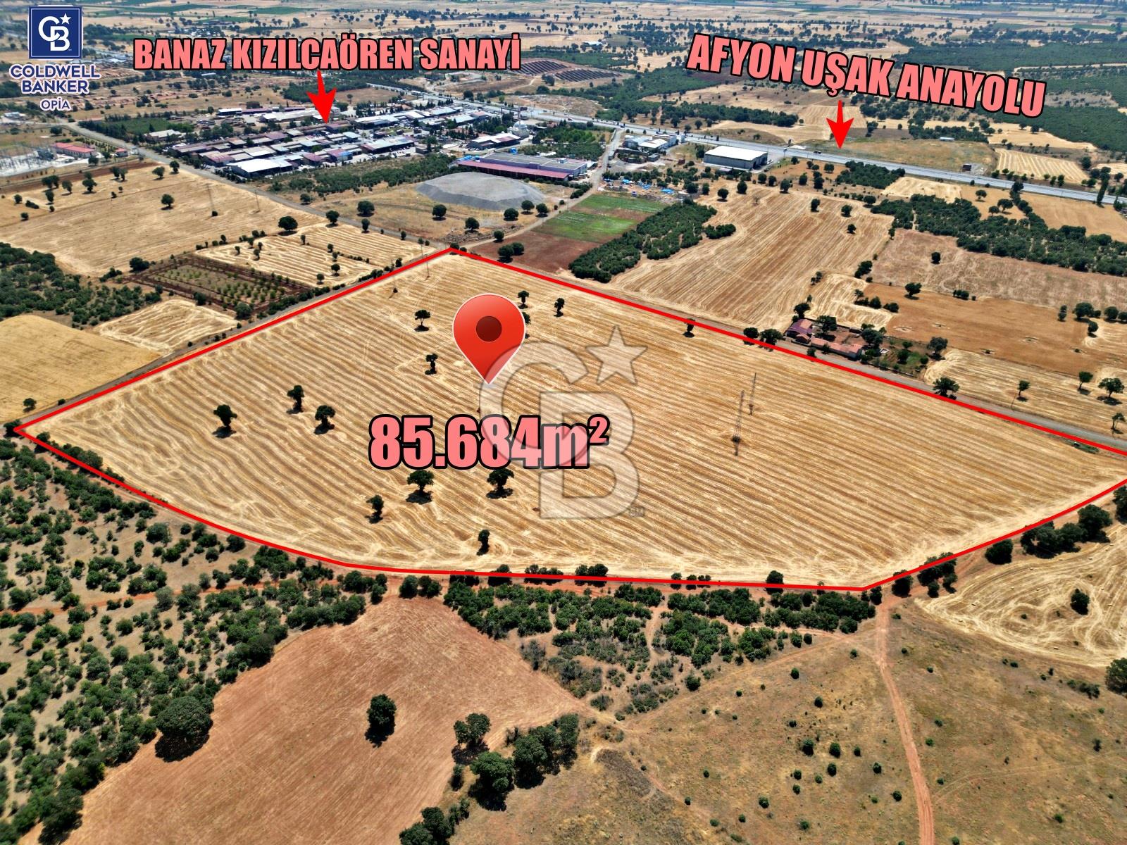 SANAYİ BÖLGESİNİN DİBİNDE 85.684 m² YATIRIM DEĞERİ YÜKSEK TARLA!