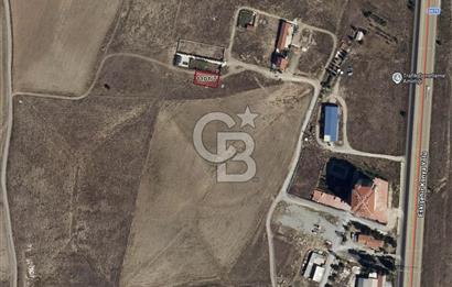 Emirdağ Merkezine Yakın, Eskişehir-Konya Yolu Üzerinde Stratejik Yatırım Fırsatı!