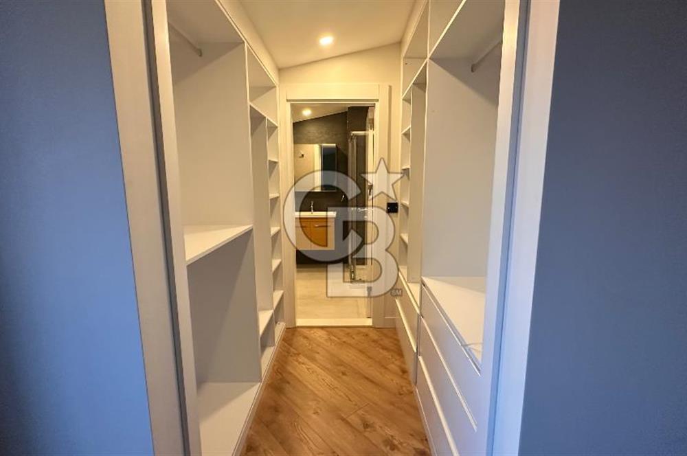 Bostanlı Gurme Sokak ta Kiralık 4+1 Dubleks Daire