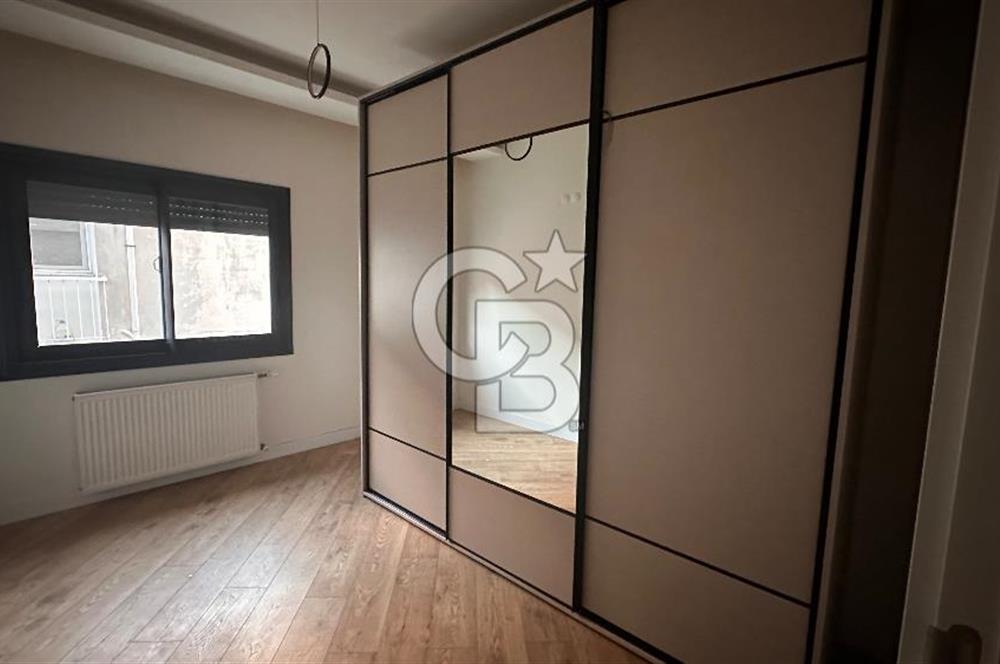Bostanlı Gurme Sokak ta Kiralık 4+1 Dubleks Daire