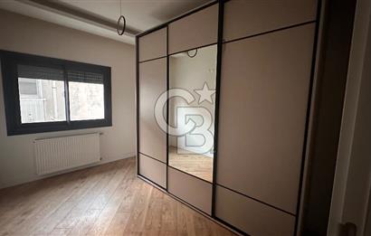 Bostanlı Gurme Sokak ta Kiralık 4+1 Dubleks Daire